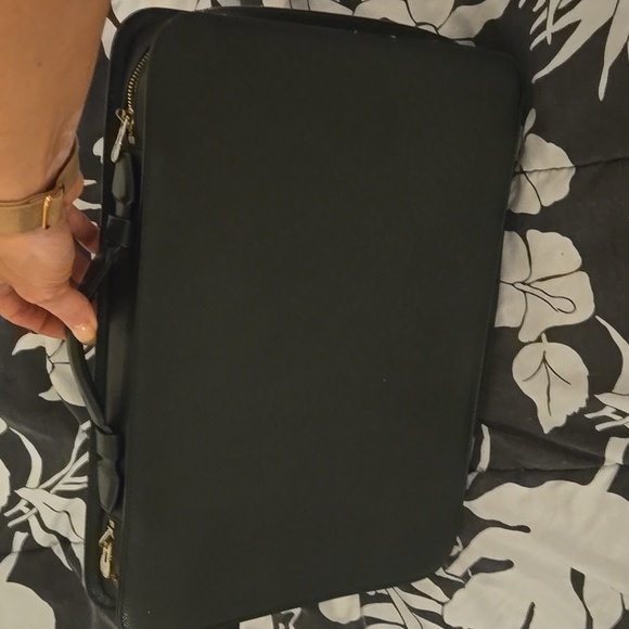 💞LOUIS VUITTON Taiga Baltic Document Bag/Briefcase - Picture 6 of 16